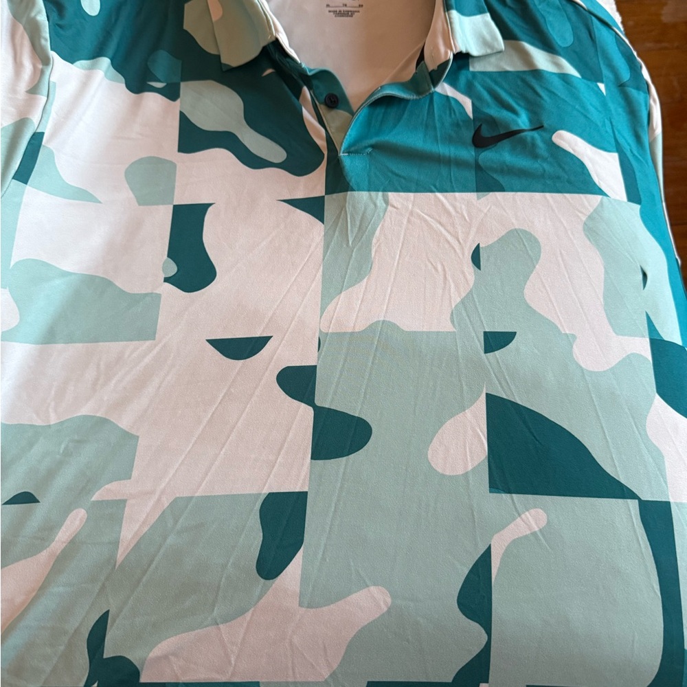 Nike Men’s Teal and White Camo Golf Polo